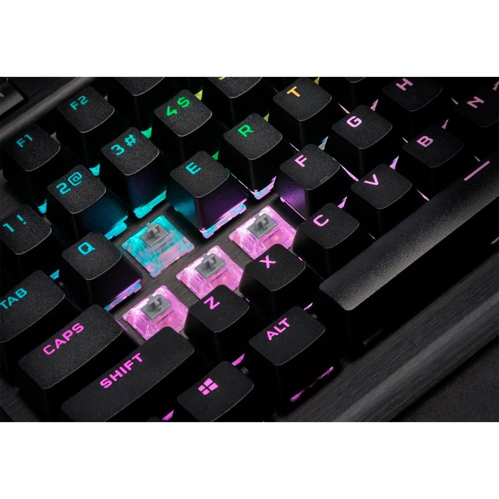 Teclado Mecânico Gamer Corsair K70 RGB | KaBuM!
