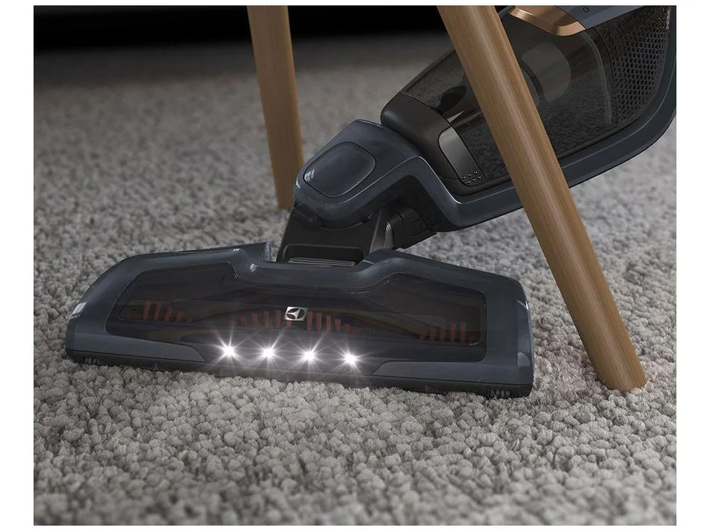 Aspirador De Pó Electrolux Erg25n, 2 Em 1, 420ml, Hepa, Bivolt, Azul Aspirador De Pó Electrolux Erg25n, 2 Em 1, 420ml, Hepa, Bivolt, Azul