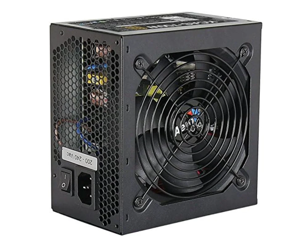 Fonte Gamer Aerocool ATX KCAS, 700W, Sem Cabo, Preto - EN53381 Fonte Gamer Aerocool ATX KCAS, 700W, Sem Cabo, Preto - EN53381