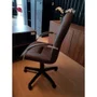 Cadeira Ergodecor Giratória, Escritório Day Presidente, Marrom Relax, Base Preta C/ Rodizio